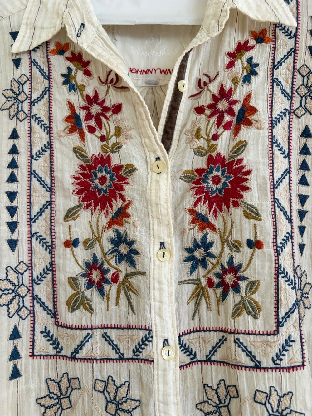 Johnny Was Cream Button-Up Tunic with Red and Blue Floral Embroidery - Picture 3 of 3